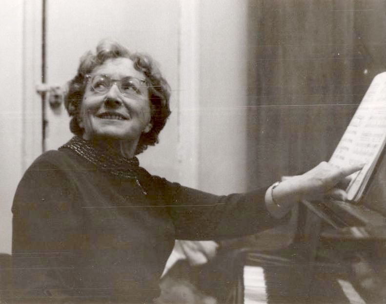 Анна Гофман